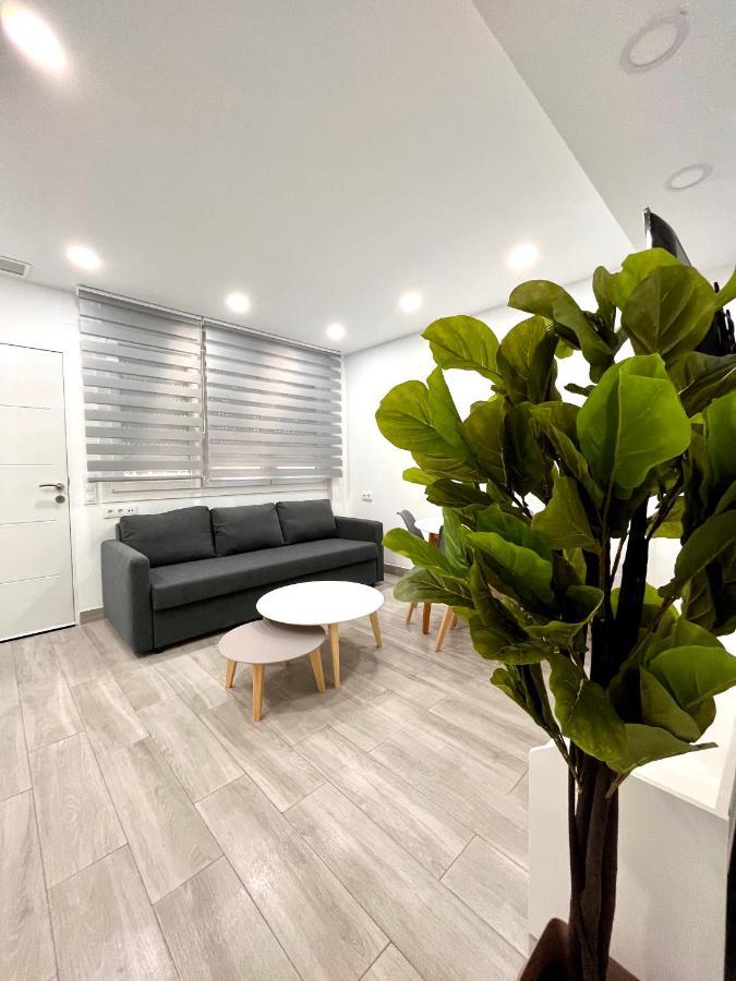 Maximilian Dreams 2 Apartment Madrid Bagian luar foto