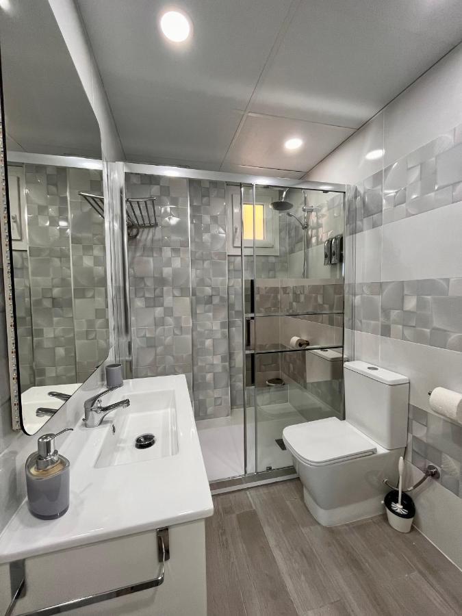Maximilian Dreams 2 Apartment Madrid Bagian luar foto